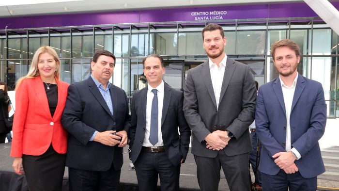 Red de Salud UC CHRISTUS inaugura centro médico con tecnología Philips de última generación